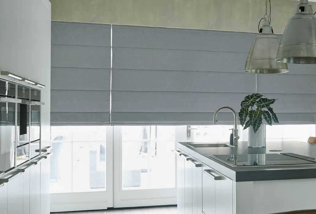 Norman · Edge banding detail